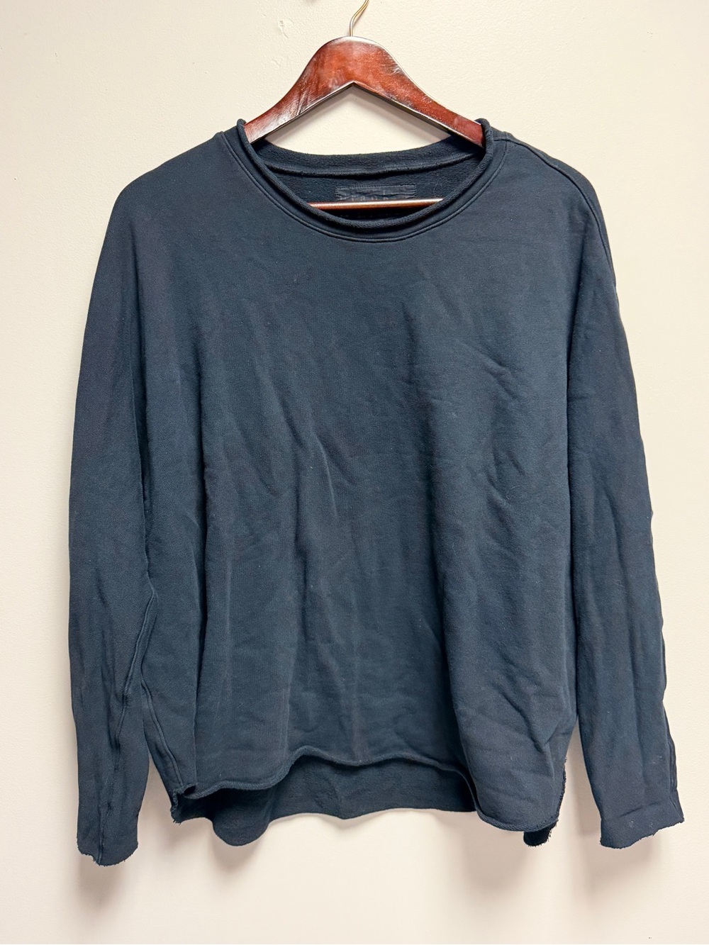 Frank & Eileen women’s Black Crewneck Sweatshirt